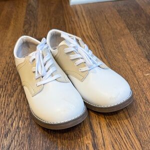 Footmates Cheer Saddle Oxfords - Classic White and Tan Kids Shoes